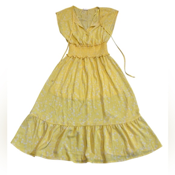 💜 Sienna Sky Yellow & White Floral Smocked Bodice Maxi Dress S Cottagecore Midi - Picture 1 of 6